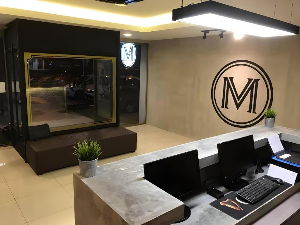 Monaco Boutique Hotel Sadong Jaya Kota Kinabalu Zewnętrze zdjęcie