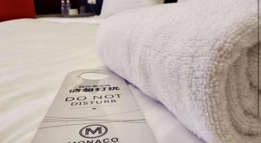 Monaco Boutique Hotel Sadong Jaya Kota Kinabalu Zewnętrze zdjęcie