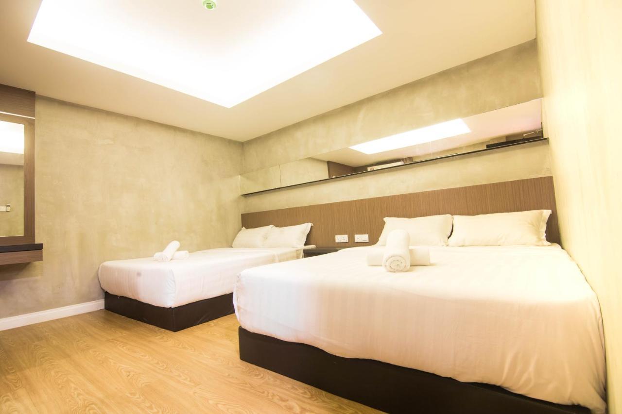 Monaco Boutique Hotel Sadong Jaya Kota Kinabalu Zewnętrze zdjęcie